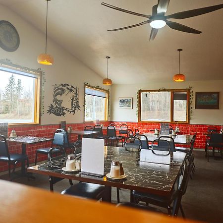 Cozy Corner Motel & Restaurant Гейнс-Джанкшен Екстер'єр фото