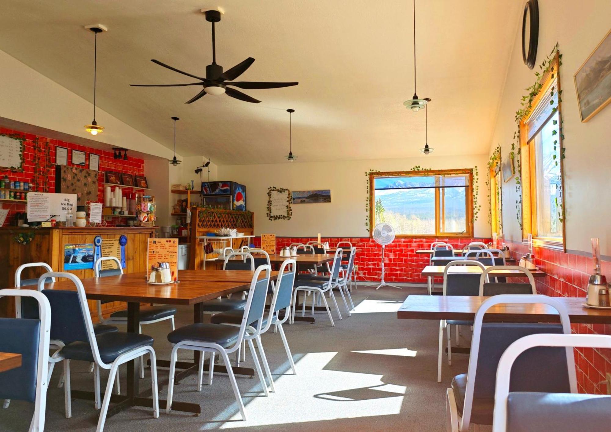 Cozy Corner Motel & Restaurant Гейнс-Джанкшен Екстер'єр фото