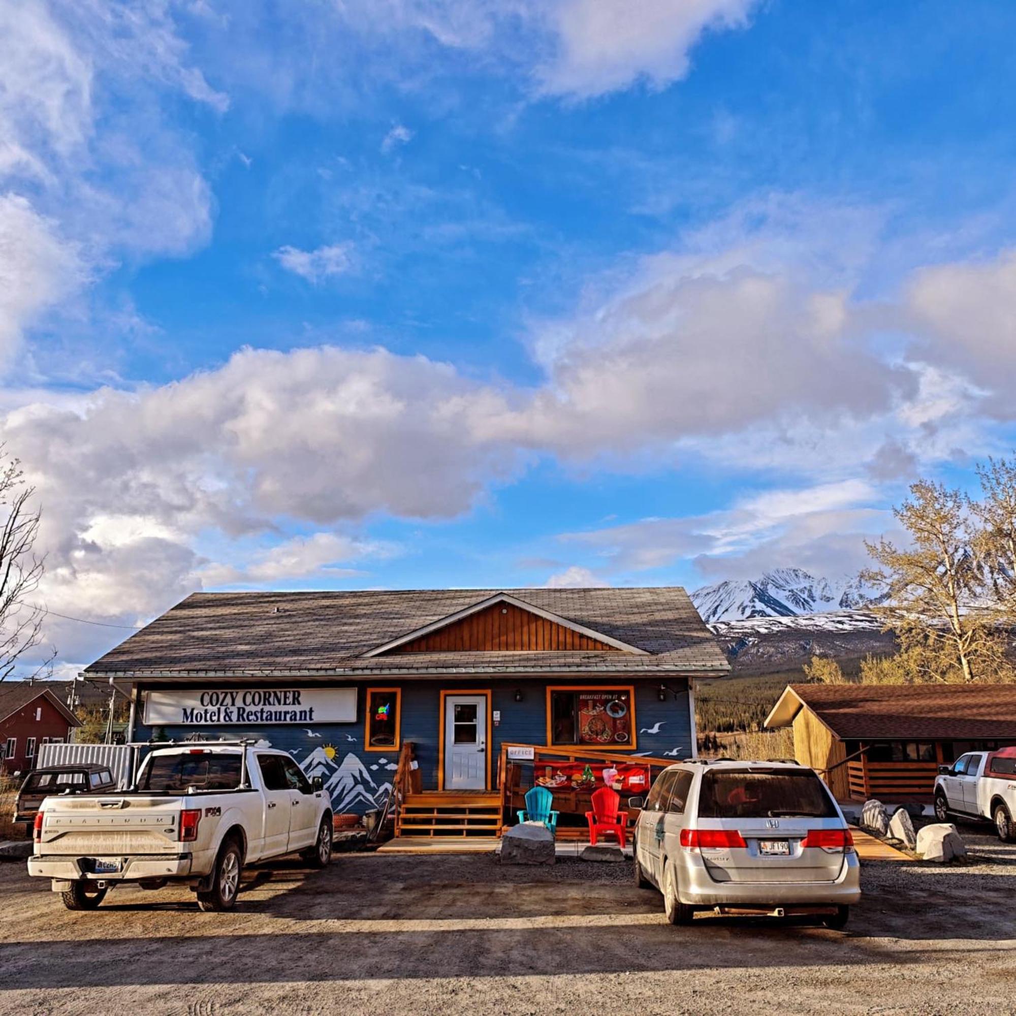 Cozy Corner Motel & Restaurant Гейнс-Джанкшен Екстер'єр фото