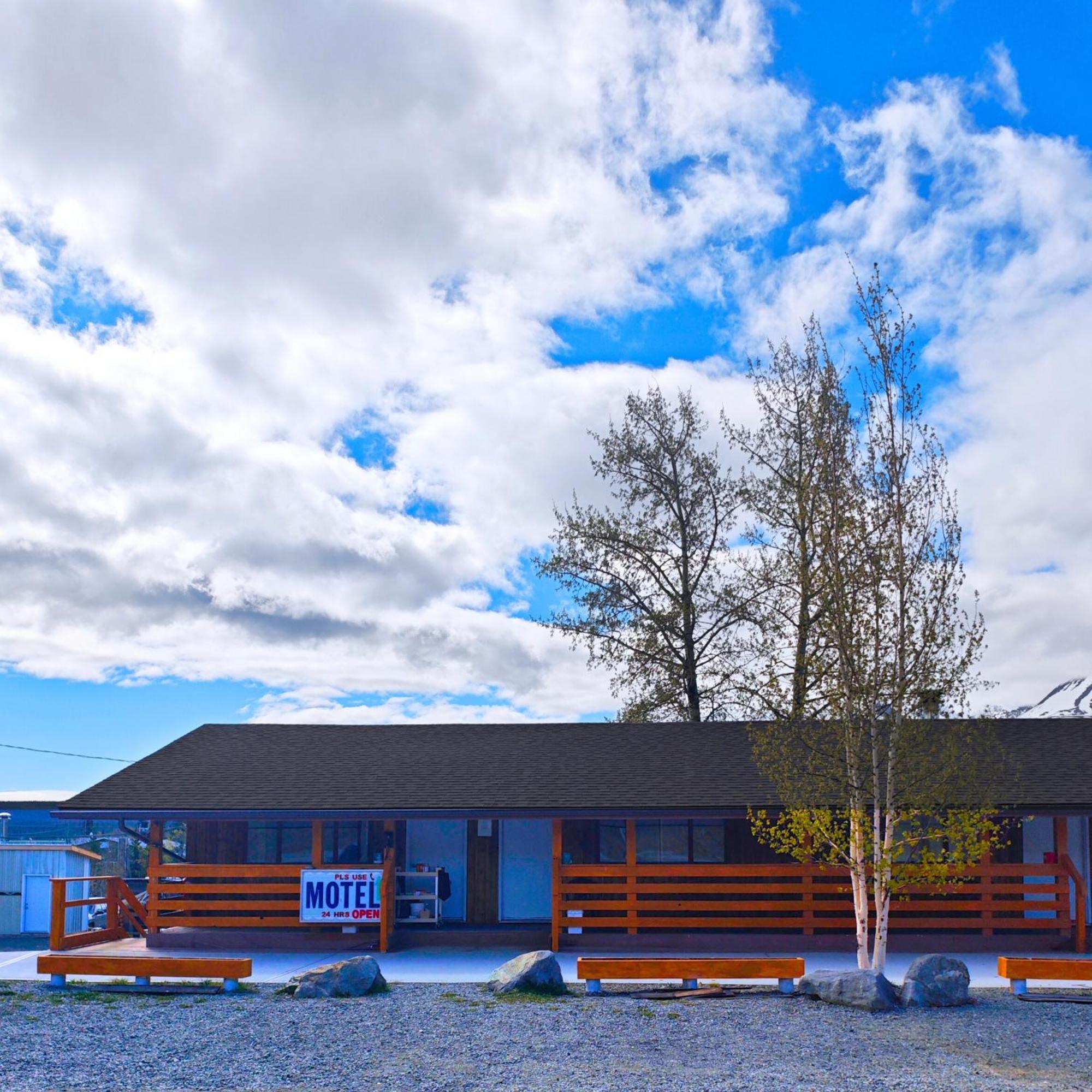 Cozy Corner Motel & Restaurant Гейнс-Джанкшен Екстер'єр фото
