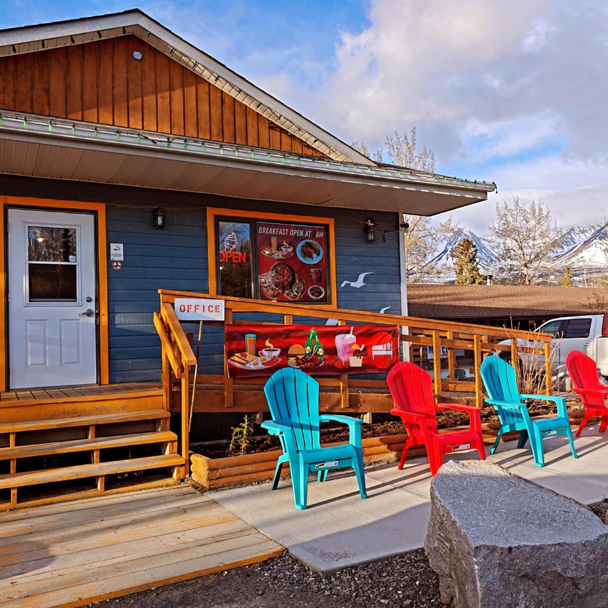 Cozy Corner Motel & Restaurant Гейнс-Джанкшен Екстер'єр фото