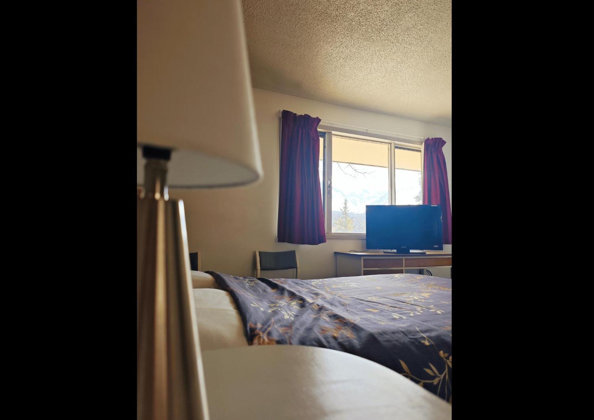 Cozy Corner Motel & Restaurant Гейнс-Джанкшен Екстер'єр фото